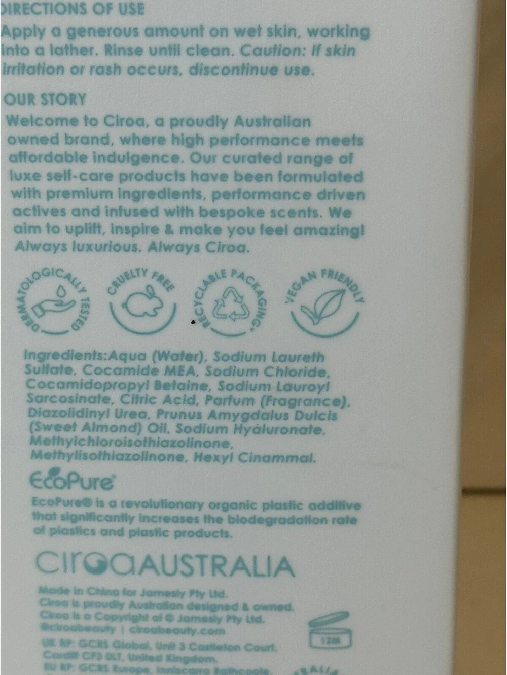 Ciroa Almond Milk & Hyaluronic Acid shower gel (Hydrate) 33 fl. oz